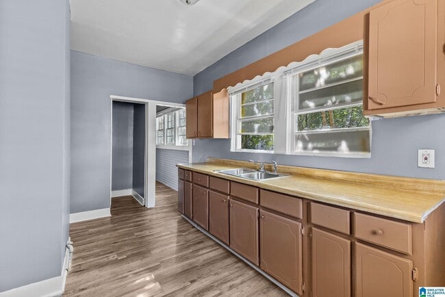 Building Photo - 3 Bedroom in Princeton West