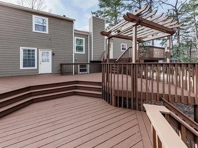 Foto del edificio - 1400 Boxwood Trce NW