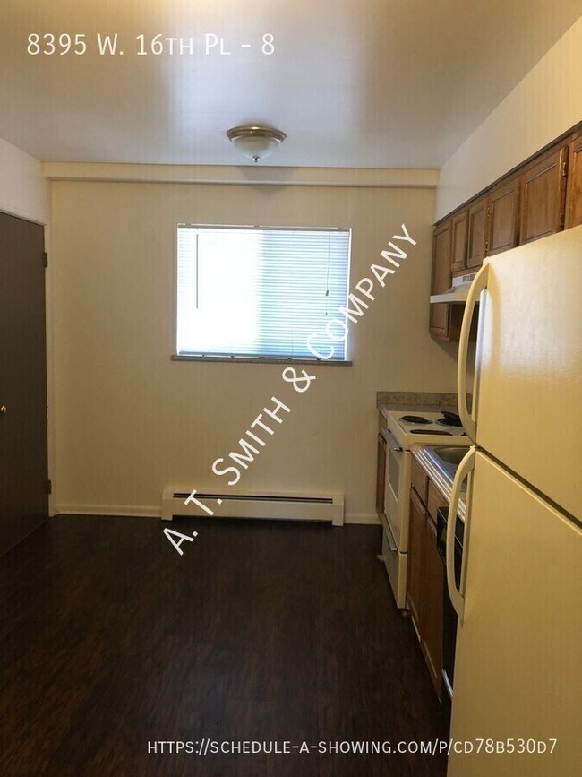 Foto del edificio - 8395 W 16th Pl