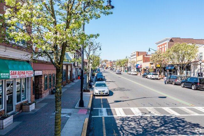 Street view of Downtown Woodbridge Main Street retail area.