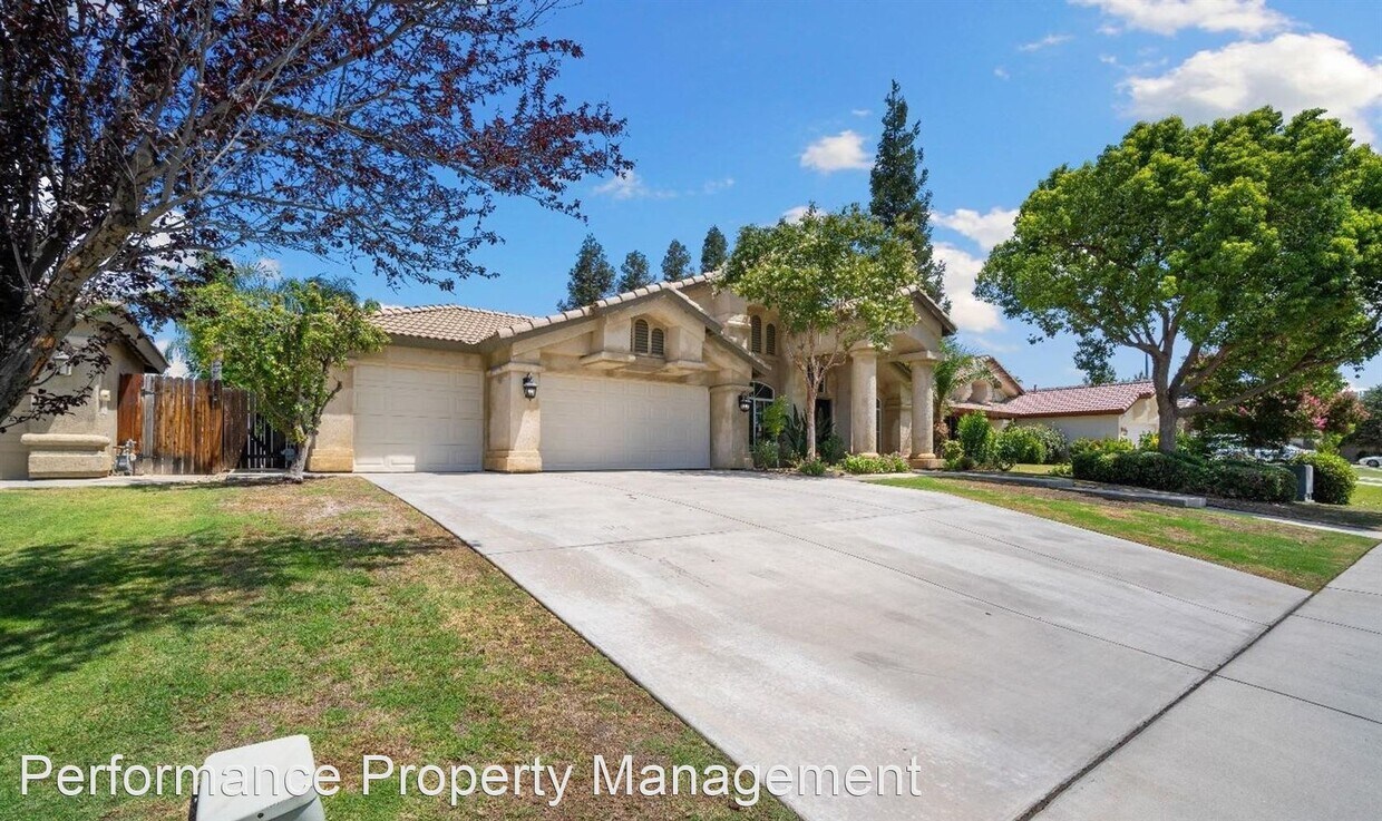 Foto principal - 4 br, 3 bath House - 11800 Wethersfield St.