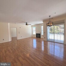 Building Photo - 11565 Cavalier Landing Ct