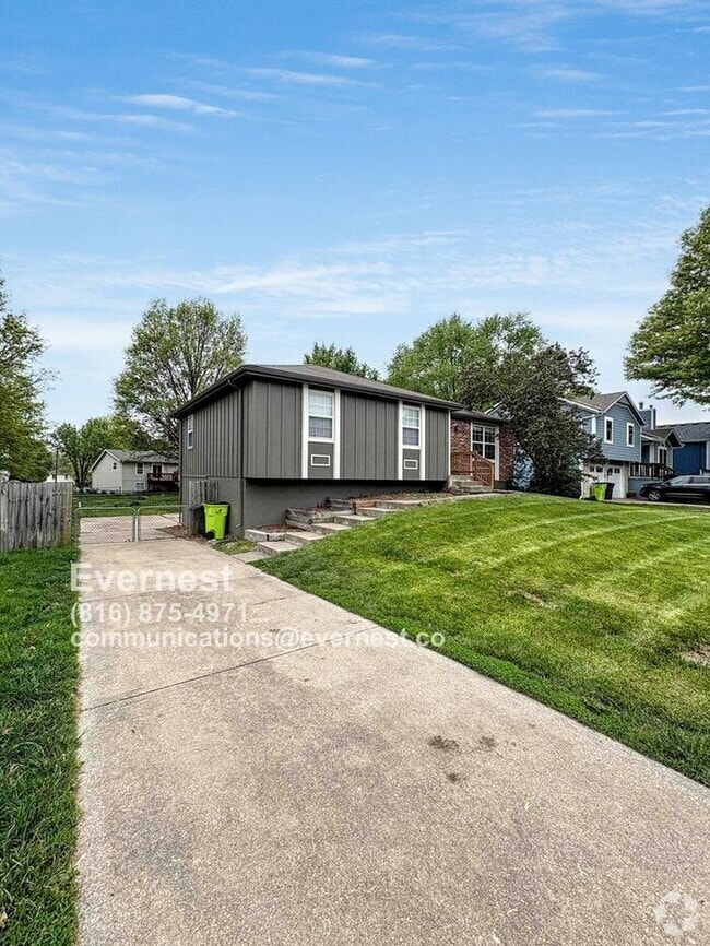 Building Photo - 509 Kenneth Ln