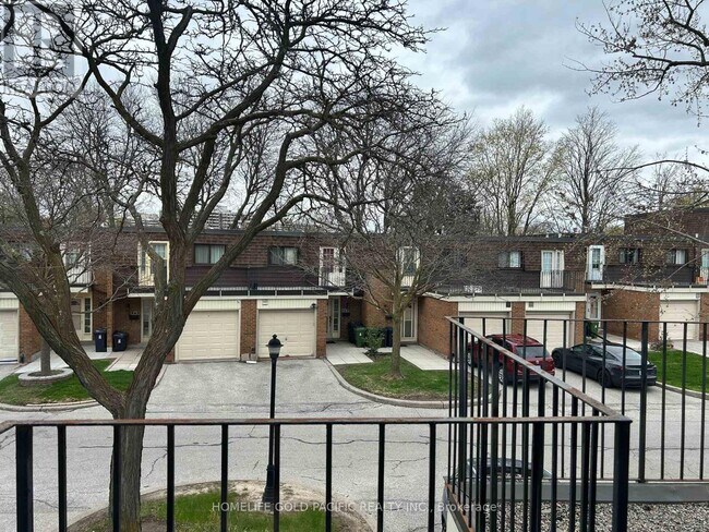 Building Photo - 232 Sprucewood Ct