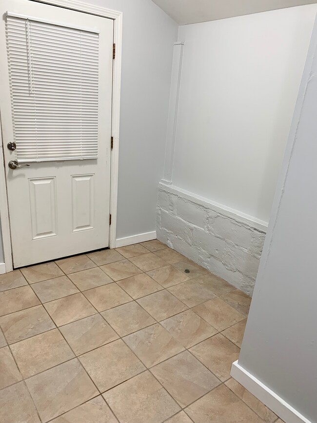 Entry - 12 Dennison St
