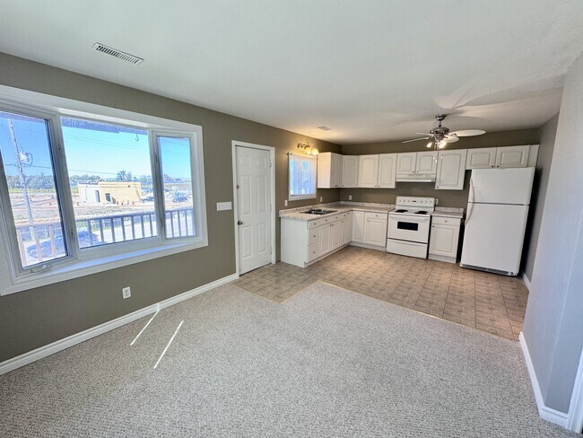 Photo du bâtiment - 1011 Front Rd