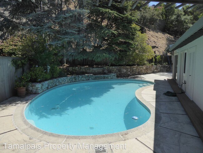 Building Photo - 3 br, 2 bath House - 60 Via Cheparro