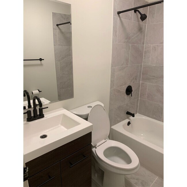 Hampton Gardens Apartments in Middlesex, NJ