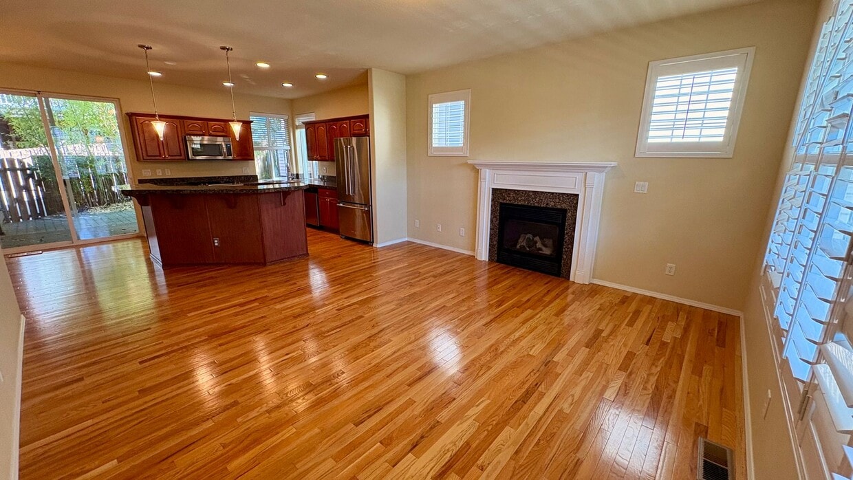 Cedar Hills/Peterkort Home – Near MAX & Hw... - Beautiful Spacious Cedar Hills/ Peterkort ...