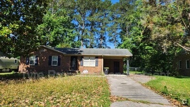 Building Photo - 2530 Vernon Ave