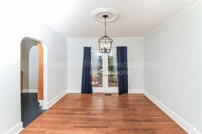 Foto del edificio - 370 Haas Ave SE