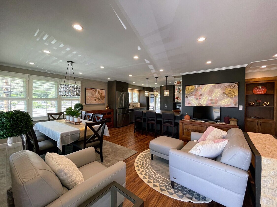 Foto principal - Newly Renovated 2BR/1BA in Nuuanu Avail Now!