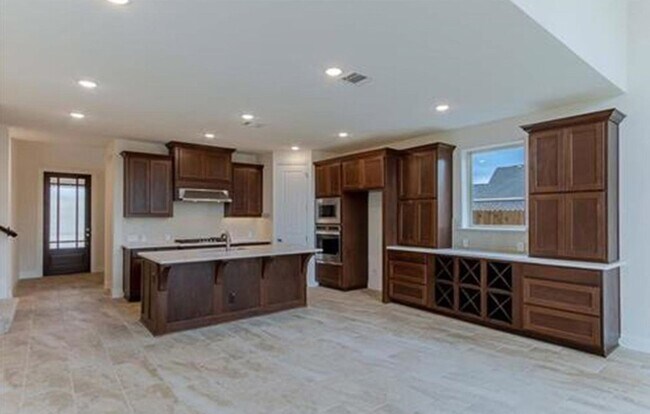 Foto del edificio - Beautiful Home 4BED/3BATH house for lease, located down the street from the Historic Gruene