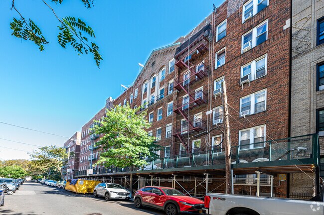 Building Photo - 4125 44th St