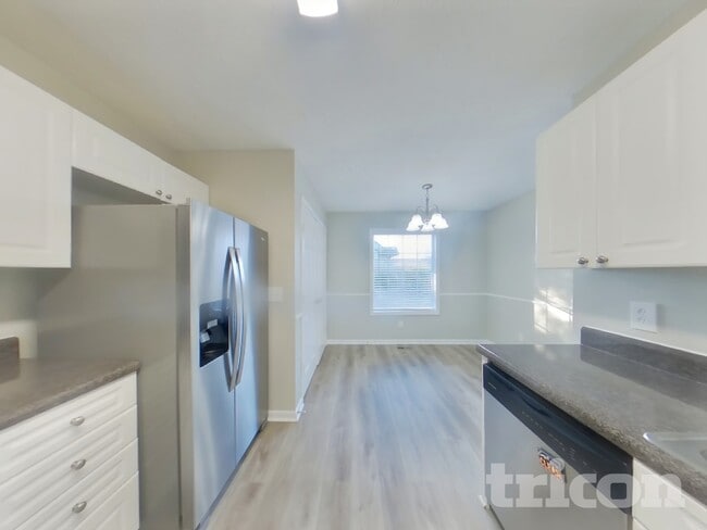 Building Photo - 121 Willowleaf Ln