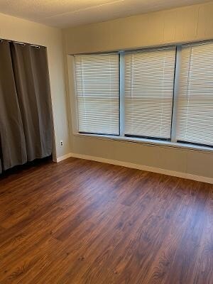 Building Photo - 300 Kime St