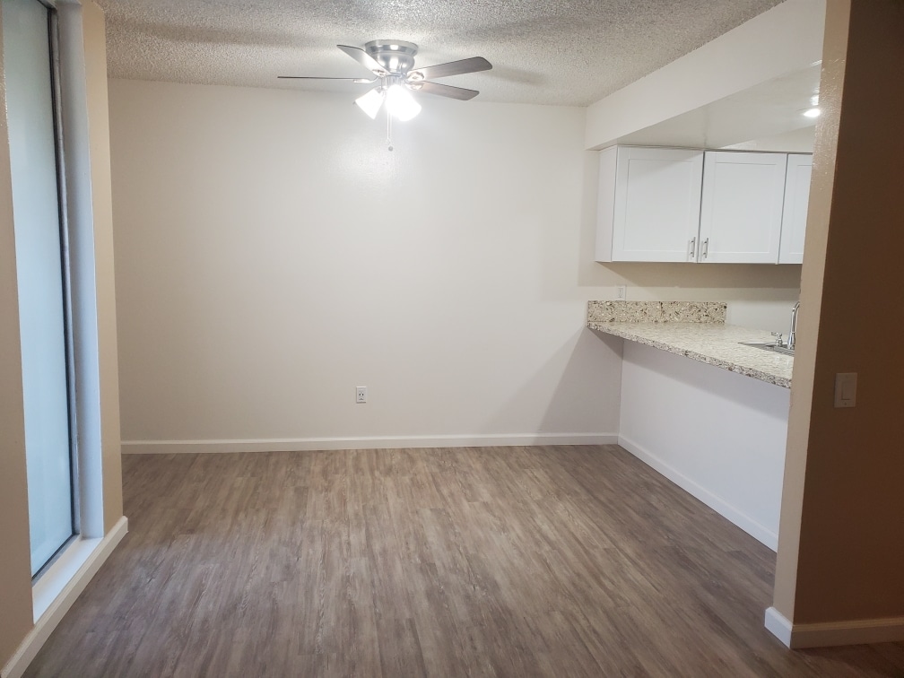 Pine Brook Apartments - 5000 Belle Ter Bakersfield, CA 93309 ...