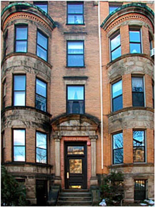 Photo - Nice, large studio in a prime location in ...