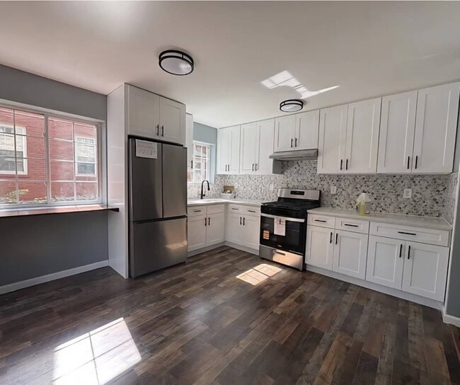 Foto del edificio - 4299 Kepler Ave