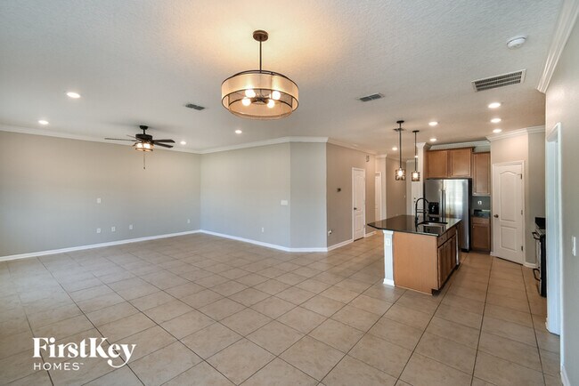 Building Photo - 10143 Dogwood Creek Dr