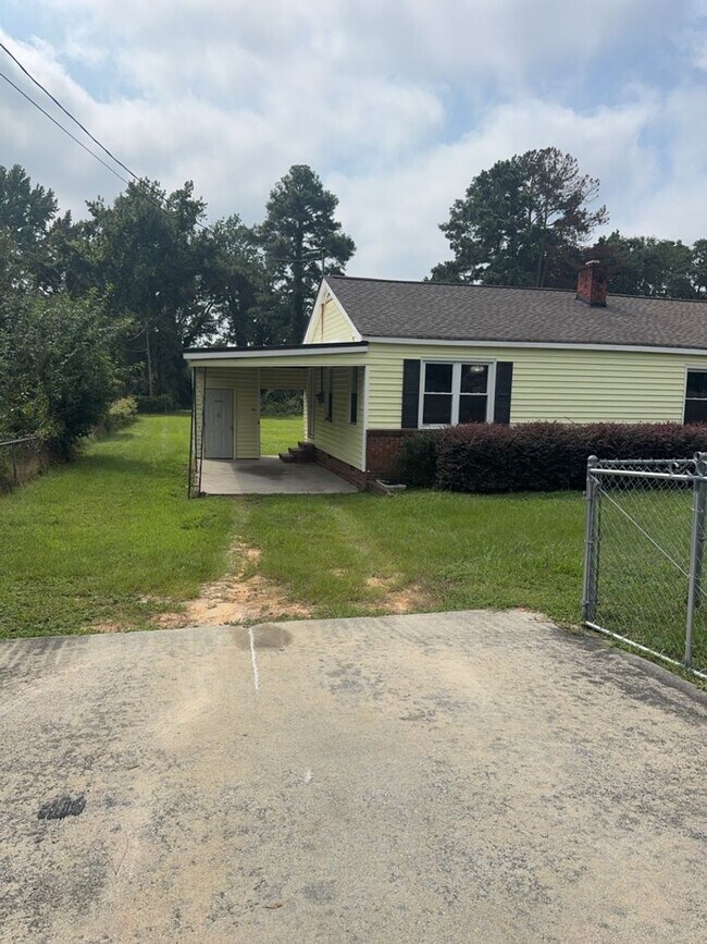 Foto del edificio - 3 bedroom 1 bathroom Home in Augusta, GA
