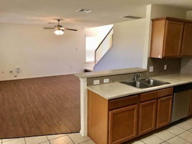 Building Photo - Nice Two Story Home in the Beautiful Reser...