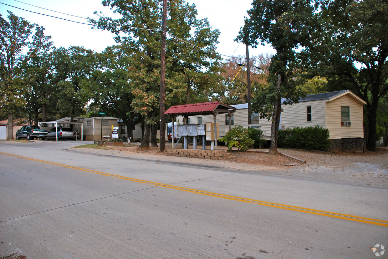 Building Photo - Westwood Mobile Home Park