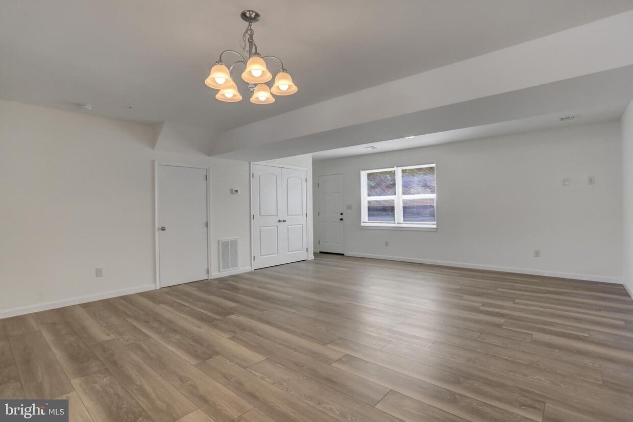 153 Delano Dr, Chambersburg, PA 17201 Townhome Rentals in