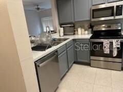 Foto del edificio - 6019 Portsdale Pl