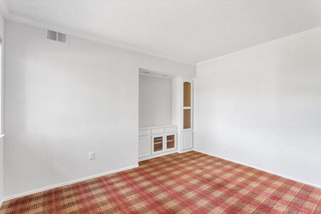 Building Photo - 61 Purcell Dr