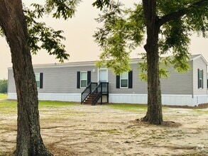 Building Photo - 3753 Valley Forge Rd