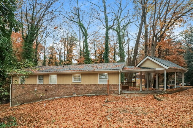 Building Photo - 3149 Beech Dr