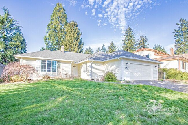 Building Photo - 12018 SE 17th St