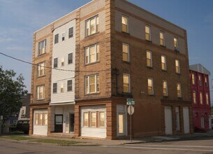 Building Photo - 47 Carroll St