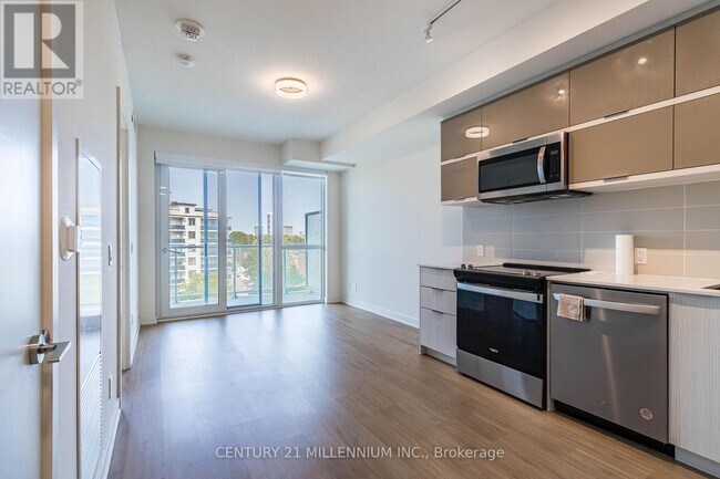 Photo du bâtiment - 10 Deerlick Ct