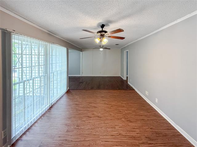 Foto del edificio - 7304 Pensacola Ave