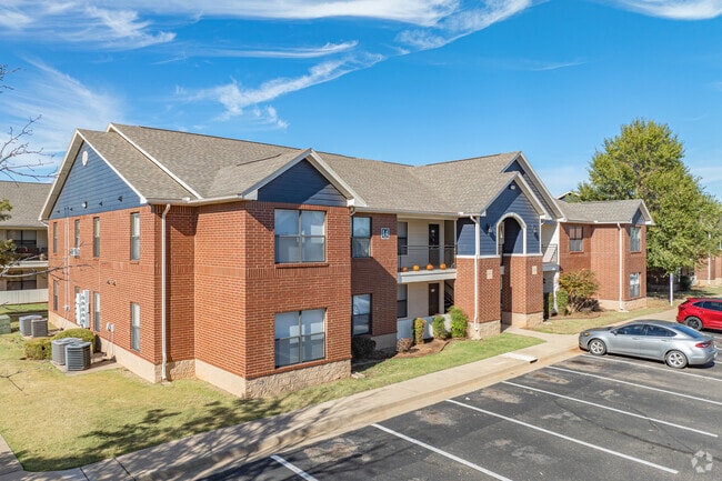 Peaceful residential setting with convenient access to major highways. - Edmond at Twenty500