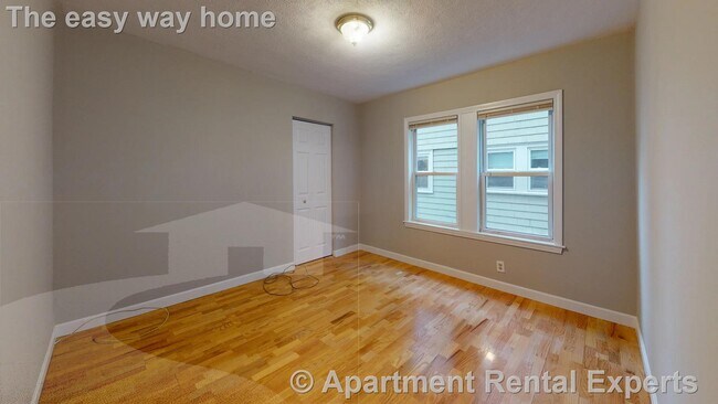 Building Photo - 5 Edgar Ter