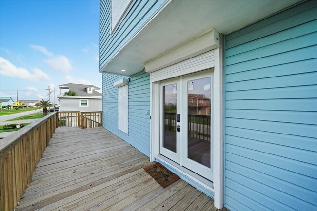 Building Photo - 4126 San Jacinto Dr