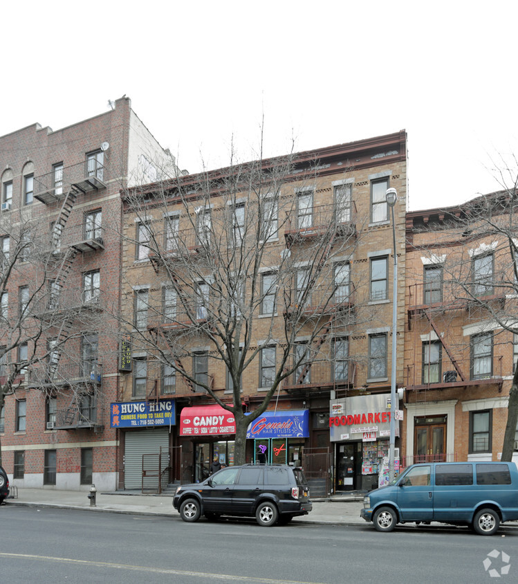 Building Photo - 239-241 Bedford Park