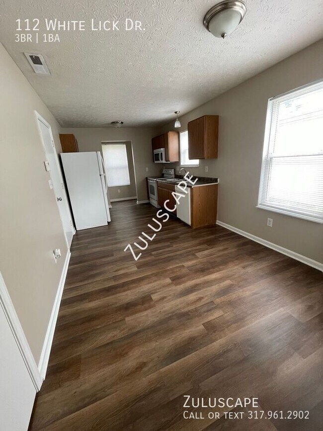 Foto del edificio - 112 White Lick Dr