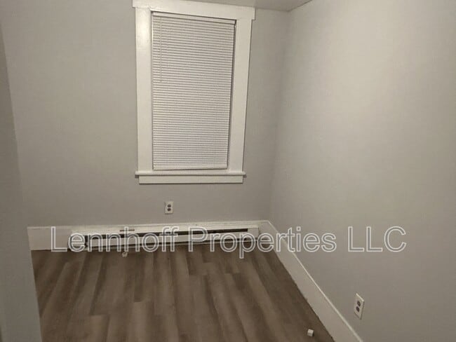 Foto del edificio - 145 Water St