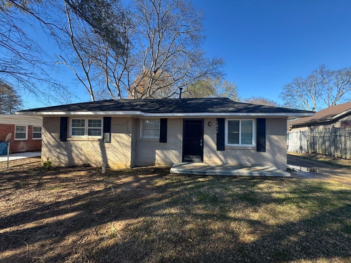 Building Photo - Birmingham/ Midfield