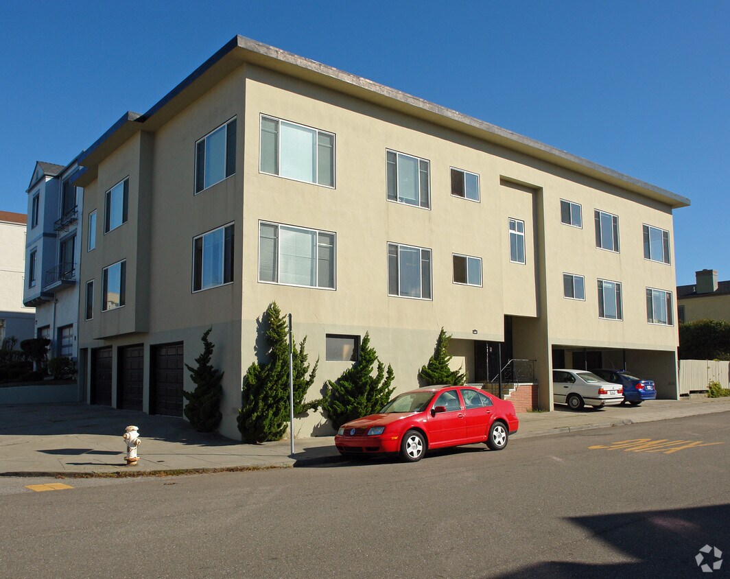 Building Photo - 140 Anzavista Ave