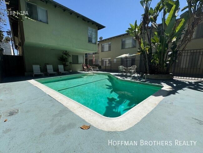 Foto del edificio - 1350 Laurel Ave