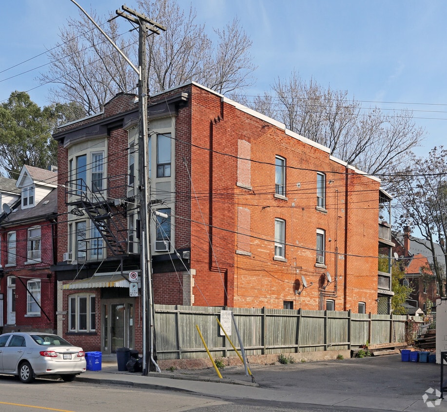 Building Photo - 8-10 Locke St N