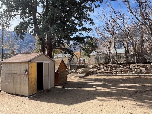 Building Photo - Pine Creek Village, Bishop, CA