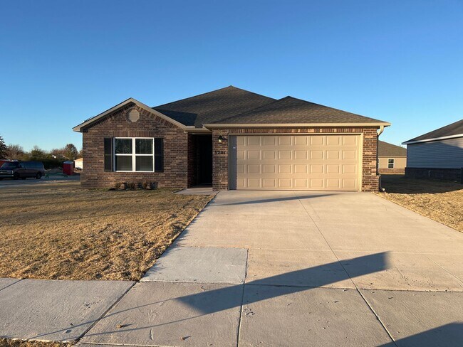 Foto del edificio - Beautiful 3 Bed, 2 Bath Home in Somerset – Pre-Leasing Now!