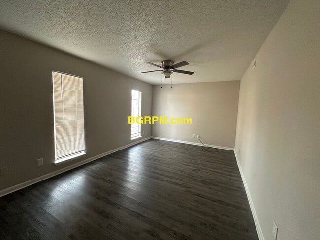 Building Photo - 3 BD 1 BA House for rent Jacksonville AR!