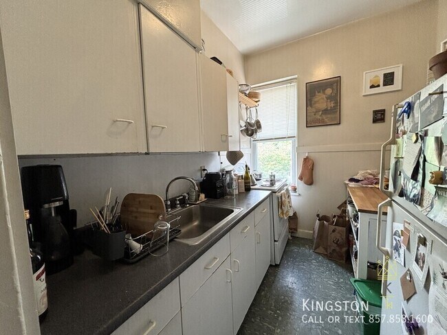 Foto del edificio - 1481 Beacon St